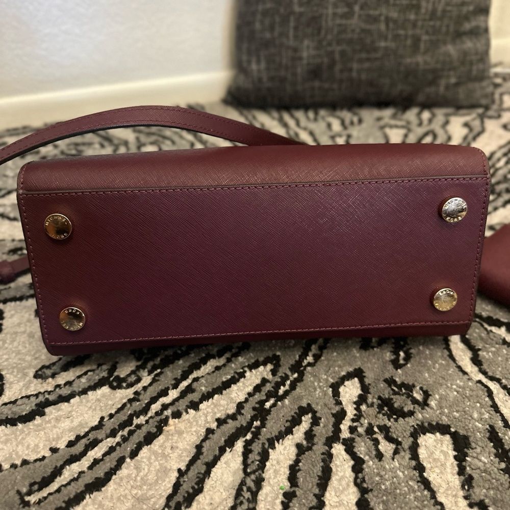 Michael Kors Selma Medium Top Zip Satchel & Wallet - Picture 5 of 13